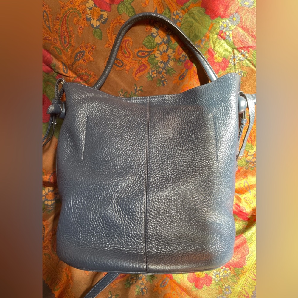 Radley London dark navy bucket bag - Picture 2 of 11